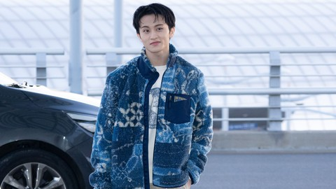wmwnre5xgf1-6b7zy782tb2-9suv1jb15j3 Mark Lee rời NCT sau 10 năm. (Ảnh: Koreaboo)