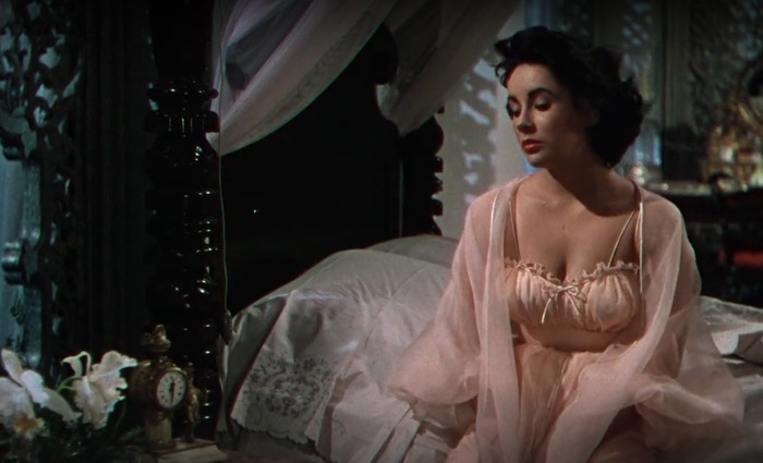 Chuyện kỳ lạ trong MV mới của Taylor Swift Ảnh 1