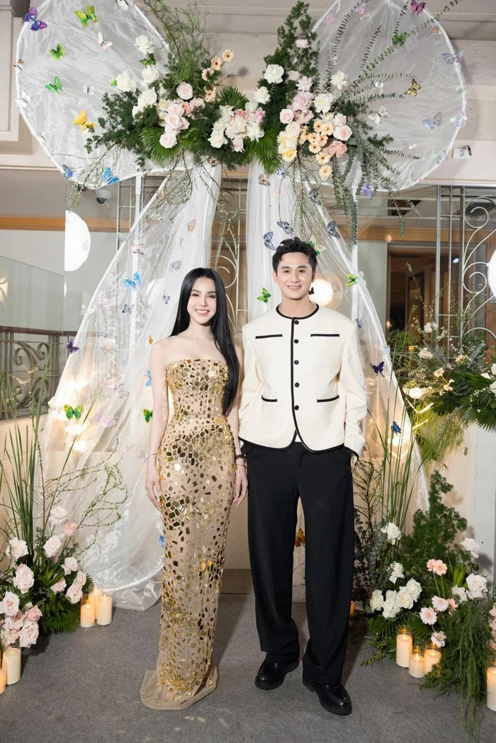 xmy451xgky1-8reulehow22-4lbterimn83 Mối quan hệ giữa Diệp Lâm Anh và Phạm Kiên chênh lệch 11 tuổi nhưng vẫn được nhiều khán giả ủng hộ.