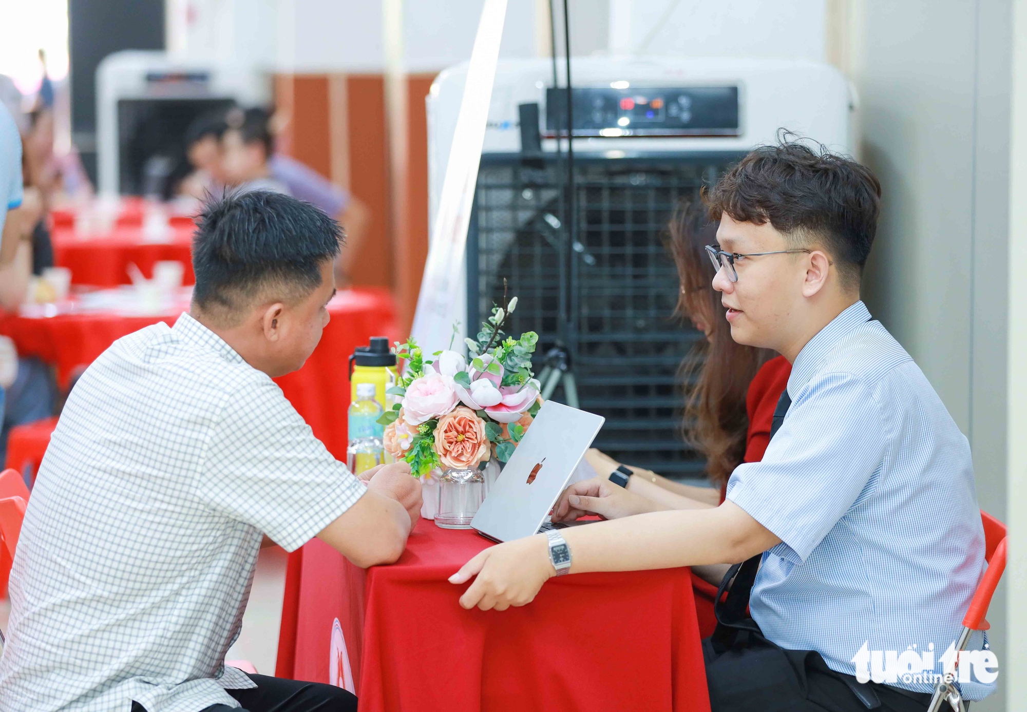 Thầy cô đại học tư vấn phụ huynh cấp 2 cách đồng hành cùng con ở bậc THPT - Ảnh 1.