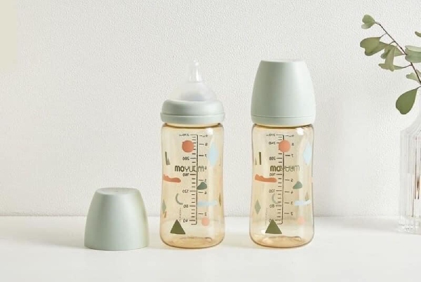 Bình Moyuum là lựa chọn hoàn hảo cho mẹ và bé