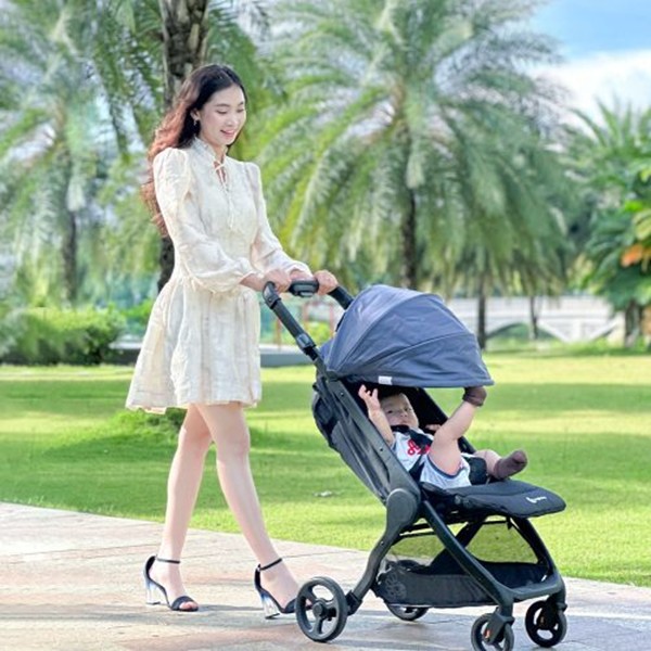 xe đẩy ngồi đa năng